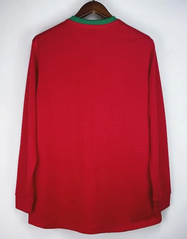 قميص البرتغال 2012 الأساسي ذو الأكمام الطويلة بتصميم كلاسيكي