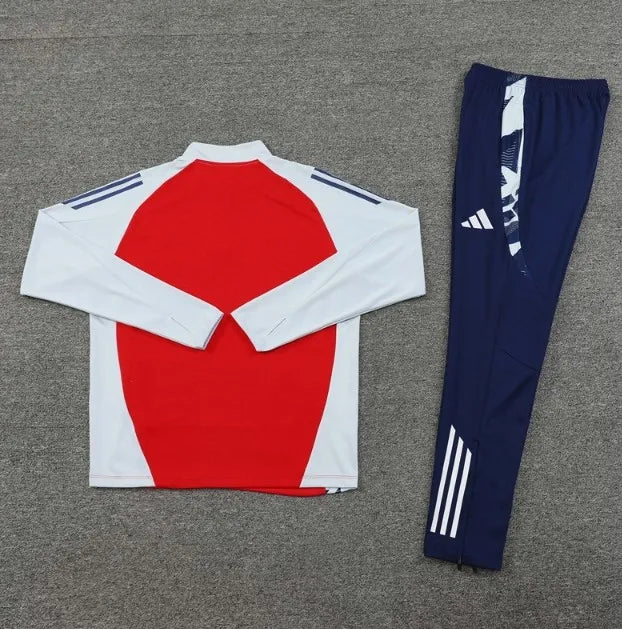 طقم رياضي أحمر بسحاب ربعي من أرسنال لموسم 2024/2025