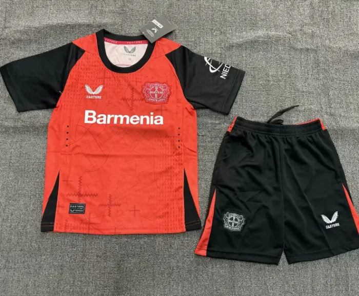 Conjunto de local del Bayer 04 Leverkusen 2024/2025 (adultos y niños)