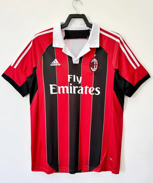 Retro local del AC Milan 2012/2013