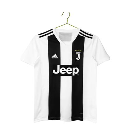 Juventus 2018/2019 Home