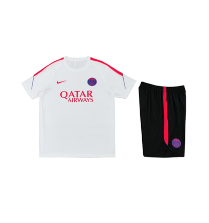 Chándal rojo de manga corta/pantalones cortos del Manchester United 2023/2024