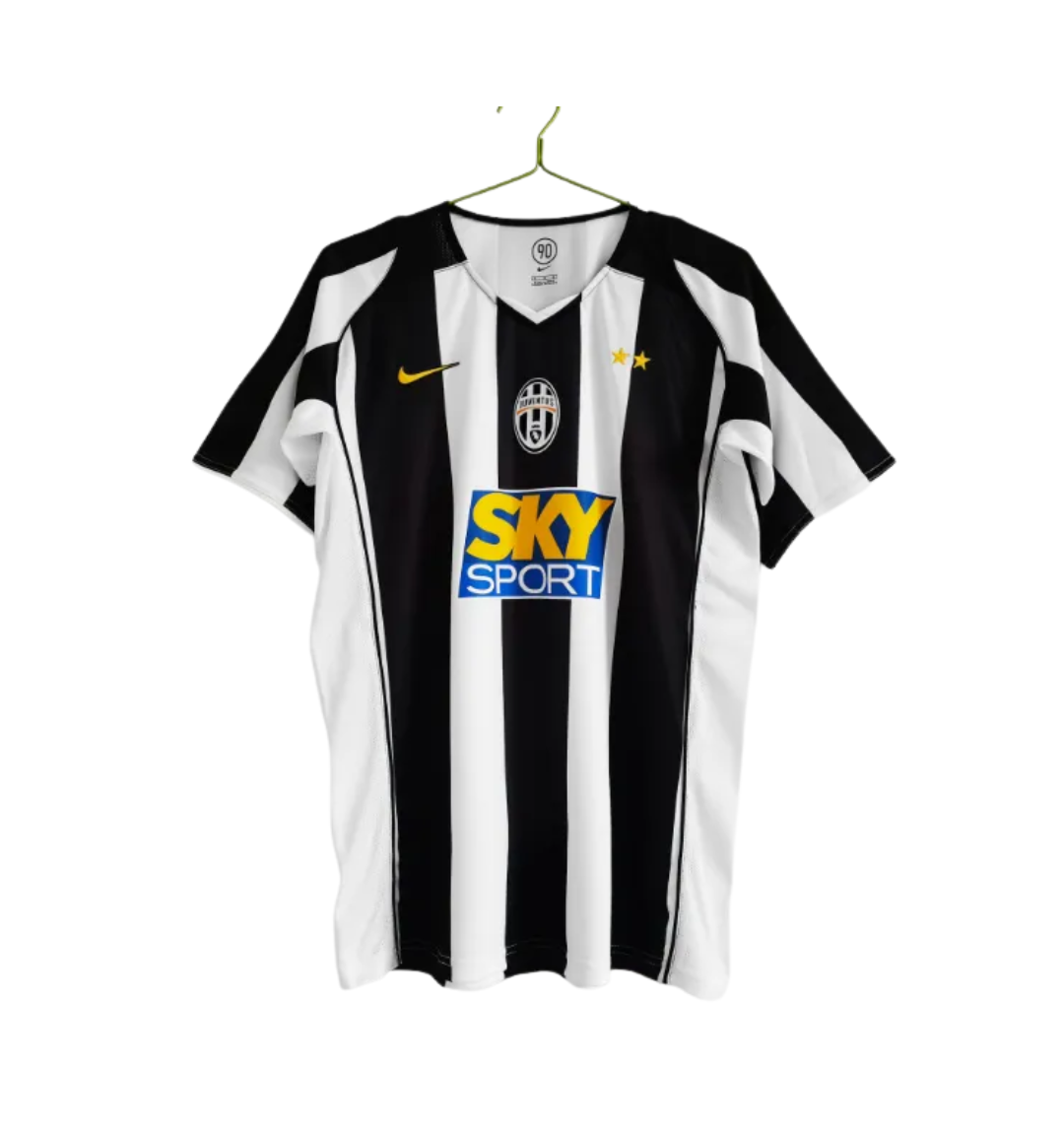 Retro local del AC Milan 2004/2005