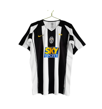 Retro local del AC Milan 2004/2005