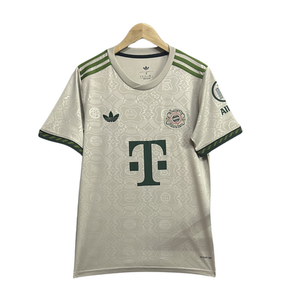 Bayern Múnich 2025/2026 Especial Oktoberfest