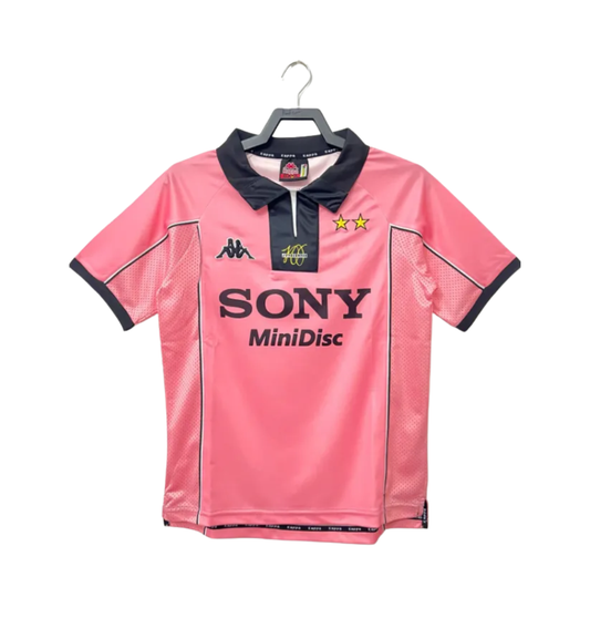 Juventus 1997/1998 Away Retro