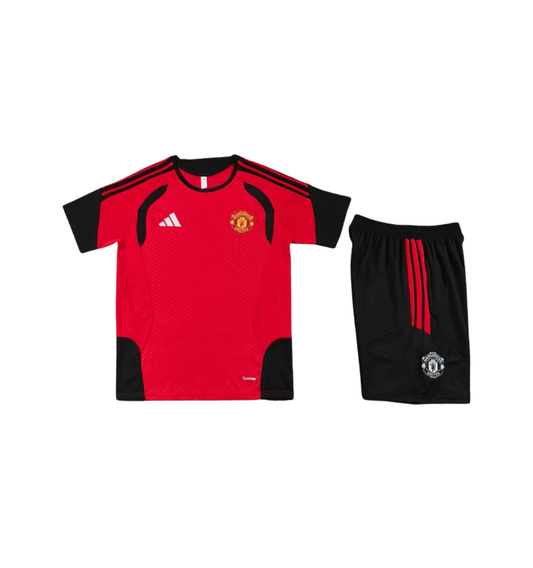 Chándal rojo de manga corta/pantalones cortos del Manchester United 2023/2024