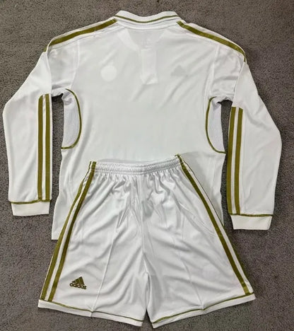 Conjunto retro de manga larga para niños del Real Madrid 2011/2012