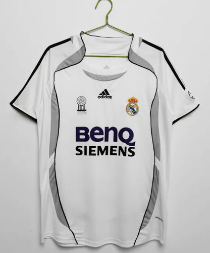 Retro local del Real Madrid 2006/2007