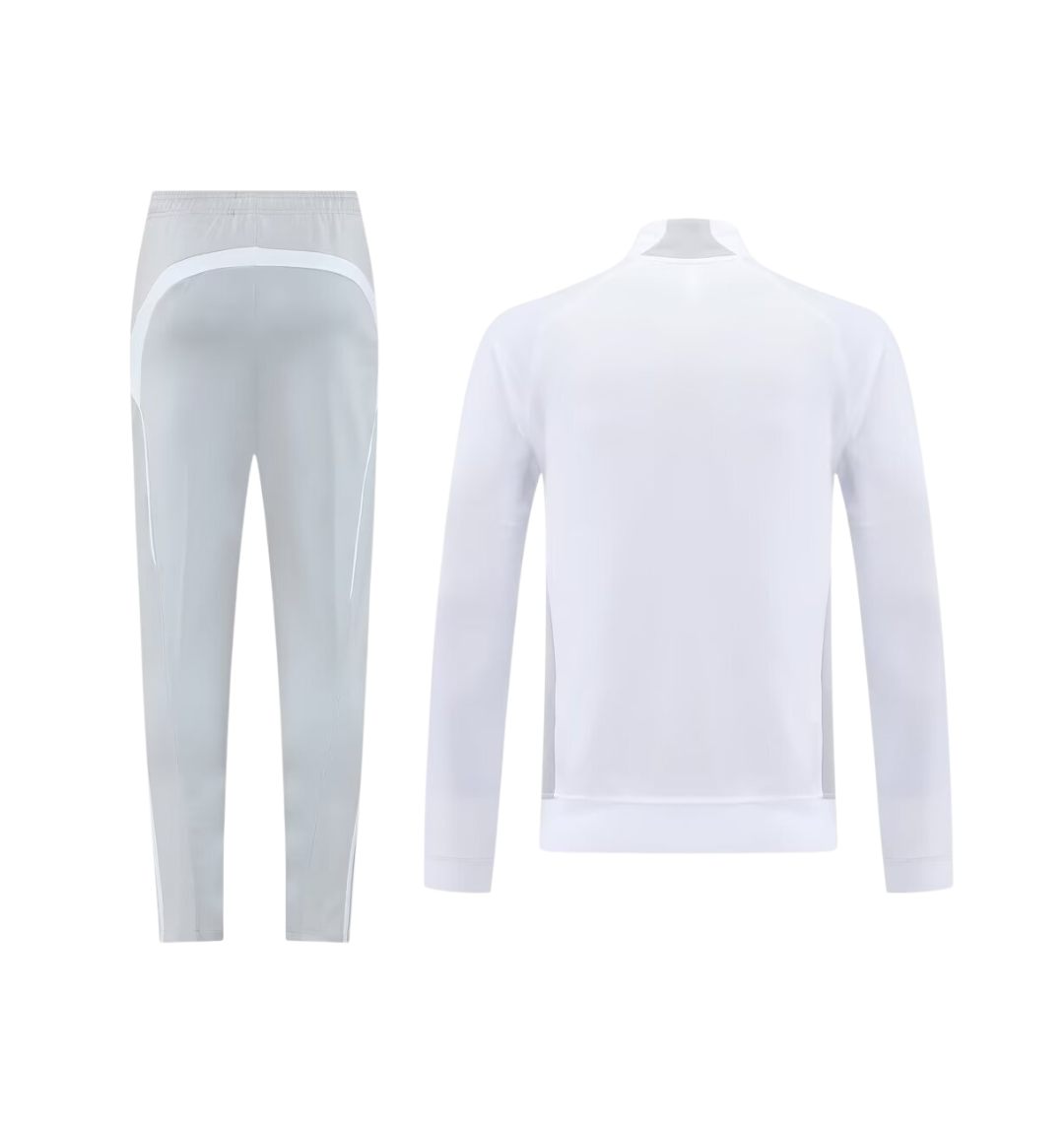 Chaqueta chándal blanca del Real Madrid 2025/2026