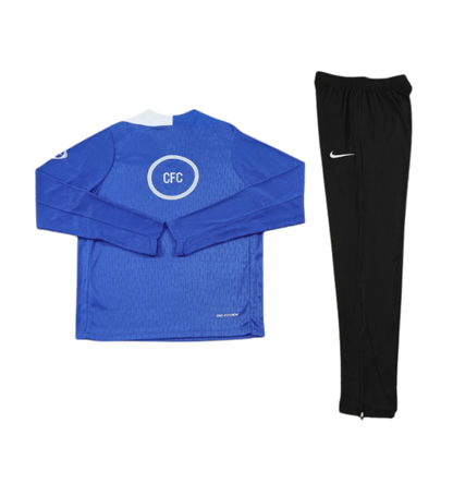 طقم رياضي أزرق من تشيلسي لموسم 2025/2026 بسحاب ربعي