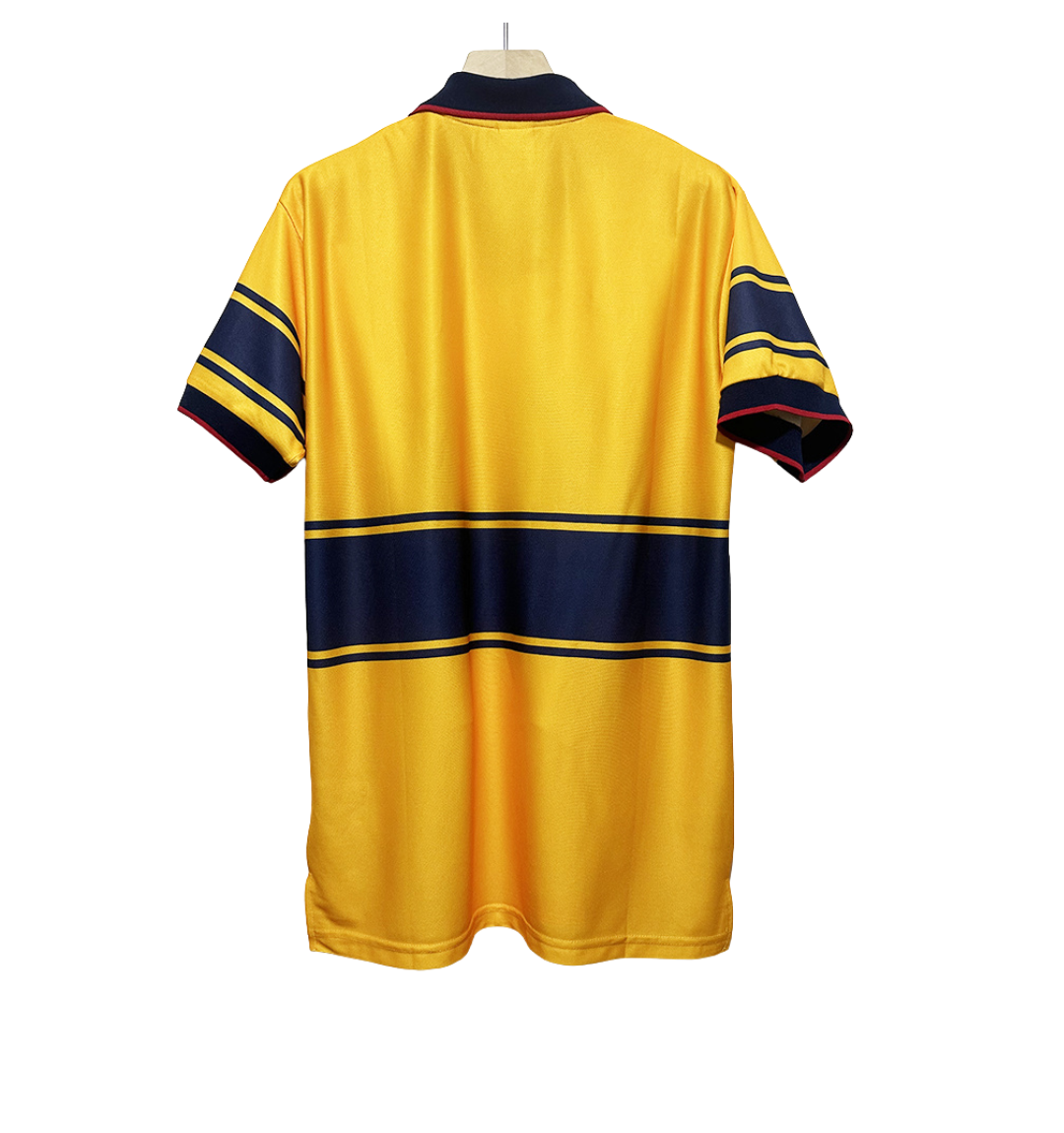 Retro local del Arsenal 1998/1999