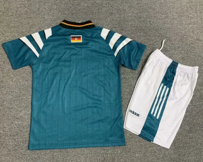 Conjunto retro de visitante de Alemania 1996 para niños