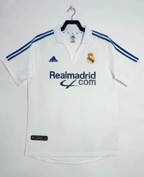 Retro local del Real Madrid 2001/2002