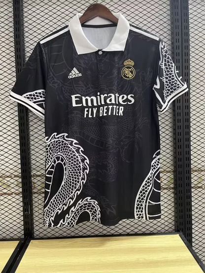Concepto Negro del Real Madrid 2022/2023