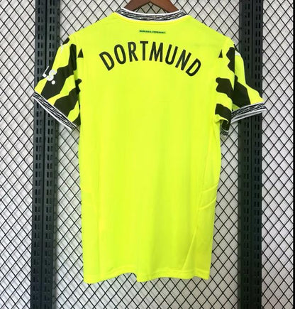 Neón especial del Dortmund 2024/2025