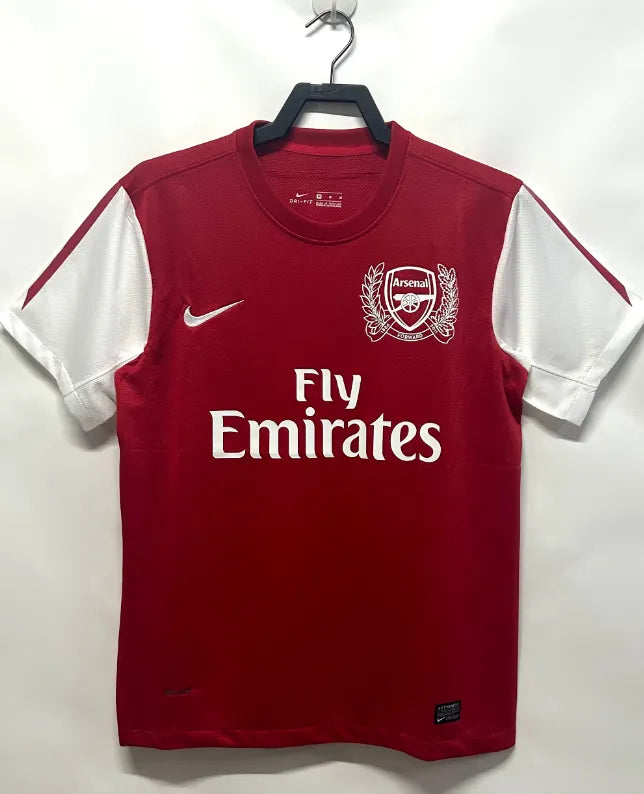 Retro local del Arsenal 2011/2012