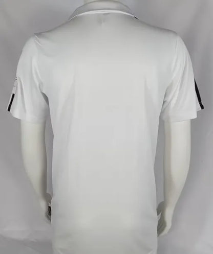 Retro local del Real Madrid 2002/2003