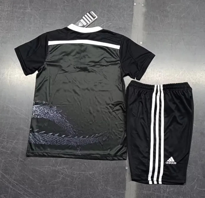 Tercera equipación infantil del Real Madrid 2014/2015