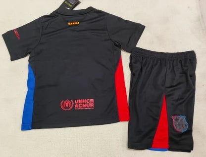 Conjunto visitante del Barcelona 2024/2025 (adultos y niños)