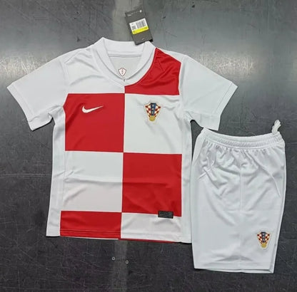 Conjunto local de Croacia 2024 (adultos y niños)