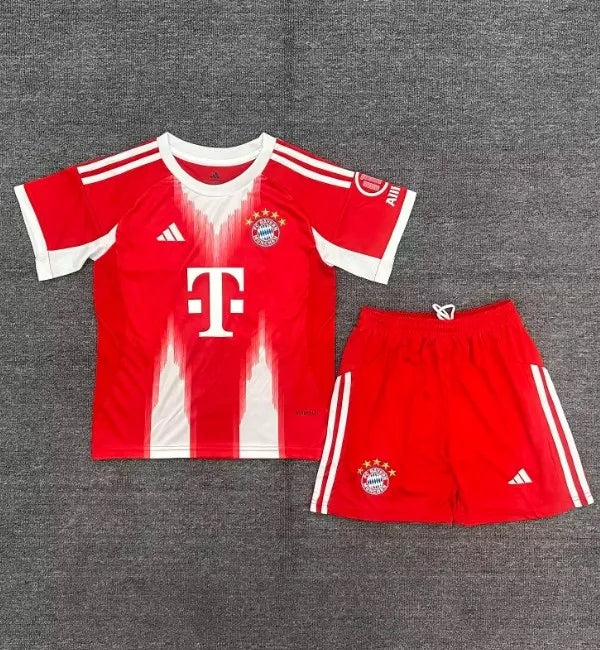 Conjunto local del Bayern Múnich 2025/2026 (adultos y niños)