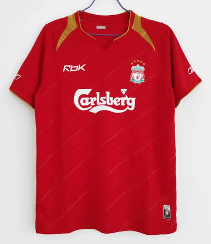 طقم ليفربول الأساسي لموسم 2005/2006 (نسخة كلاسيكية)