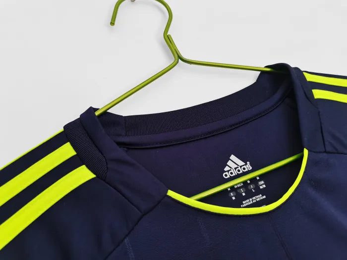 Retro de visitante del Real Madrid 2012/2013