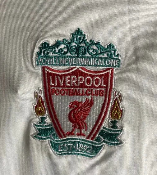 قميص ليفربول الاحتياطي لموسم 2006/2008 (نسخة كلاسيكية)