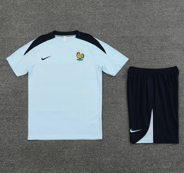 Chándal de manga corta/pantalones cortos Francia 2024 azul claro