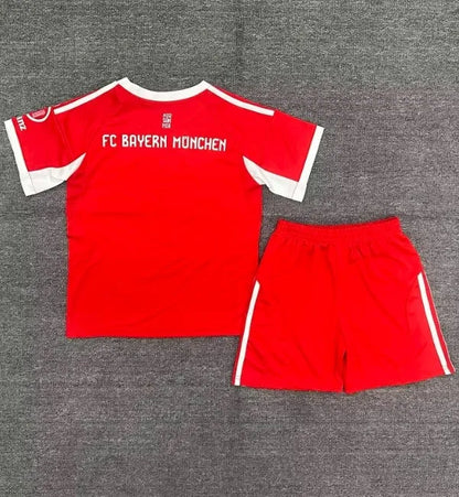 Conjunto local del Bayern Múnich 2025/2026 (adultos y niños)