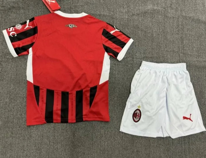 Conjunto local del AC Milan 2024/2025 (adultos y niños)