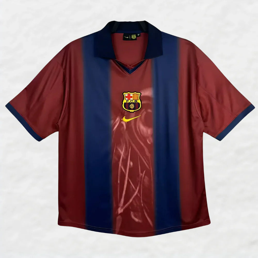 برشلونة × ترافيس سكوت إصدار خاص لموسم 2001/2002