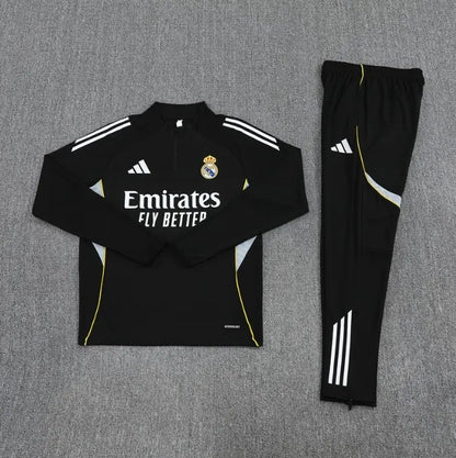 Chándal negro con cremallera 1/4 del Real Madrid 2025/2026