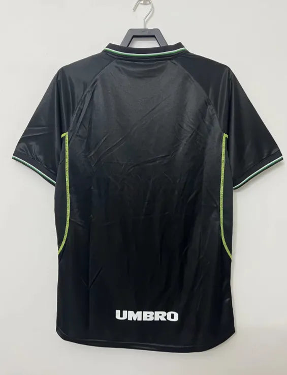 Tercera retro del Manchester United 1998/1999