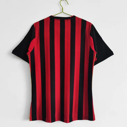 Retro local del AC Milan 2013/2014