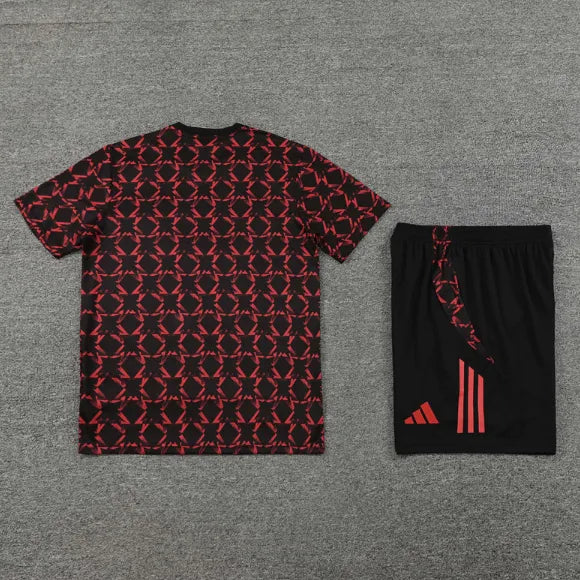 Chándal de manga corta/pantalones cortos del Manchester United 2024/2025, rojo/negro