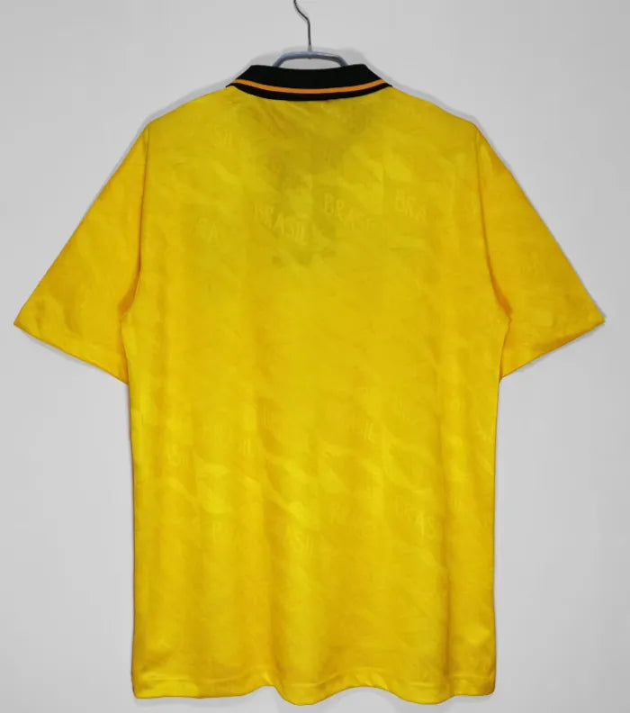 البرازيل 1992/1993 هوم ريترو