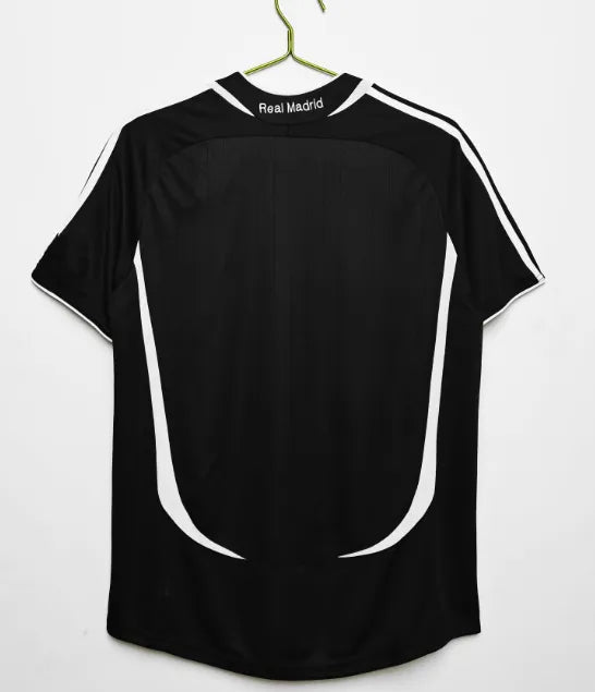 Retro de visitante del Real Madrid 2006/2007