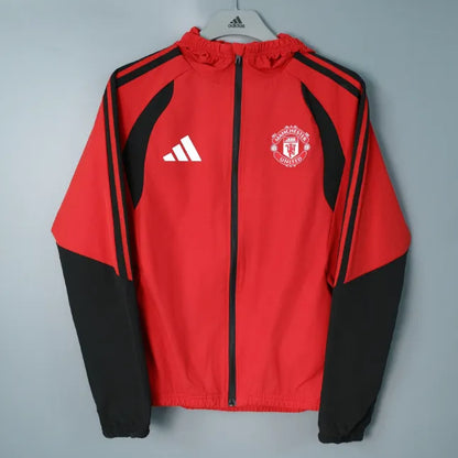 Cortavientos negro del Manchester United 2024/2025