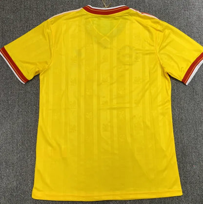 Retro de visitante del Liverpool 1985/1986
