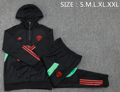 Chándal con capucha negro del Manchester United 2023/2024