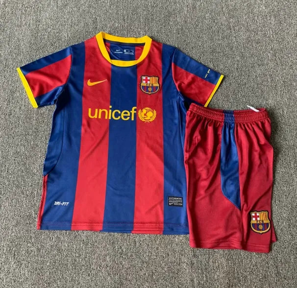 Conjunto retro local del Barcelona 2010/2011 para niños