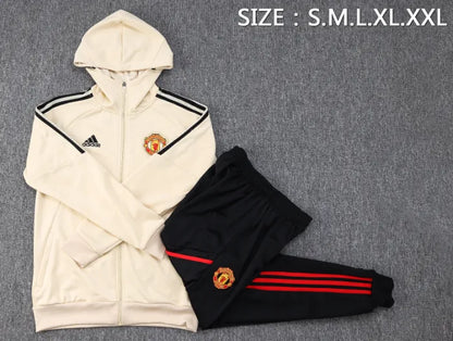 Chándal con capucha del Manchester United 2023/2024 color crema